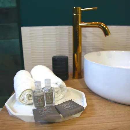 L'eden Chic - Balneo - Jardin - Parking Gratuit *