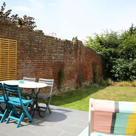 L'eden Chic - Balneo - Jardin - Parking Gratuit * Arras