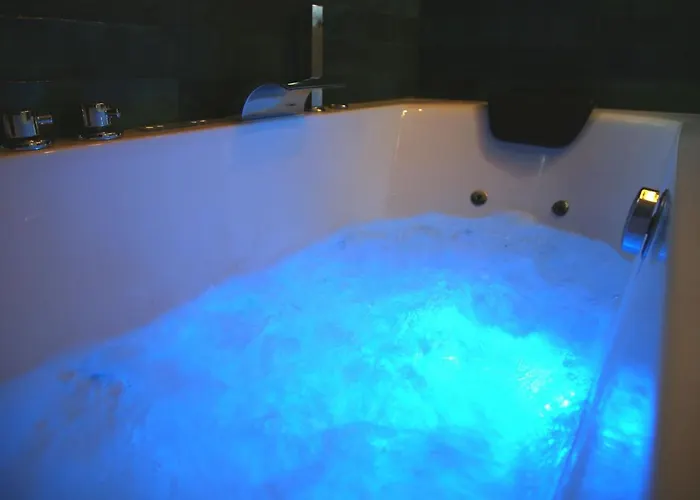 Appartement L'eden Chic - Balneo - Jardin - Parking Gratuit *